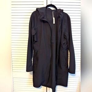 Lululemon black trench size 8
